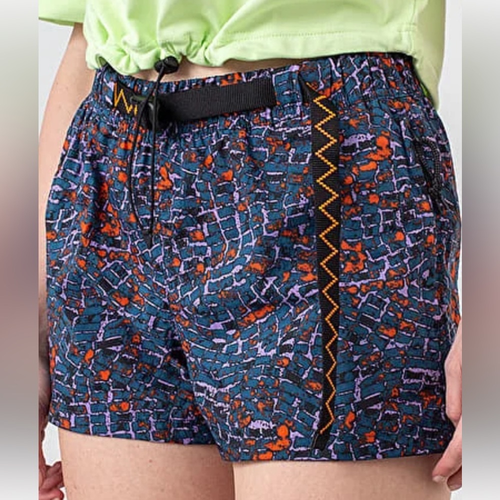 ACG Nike Woven Sportwear Short size Large